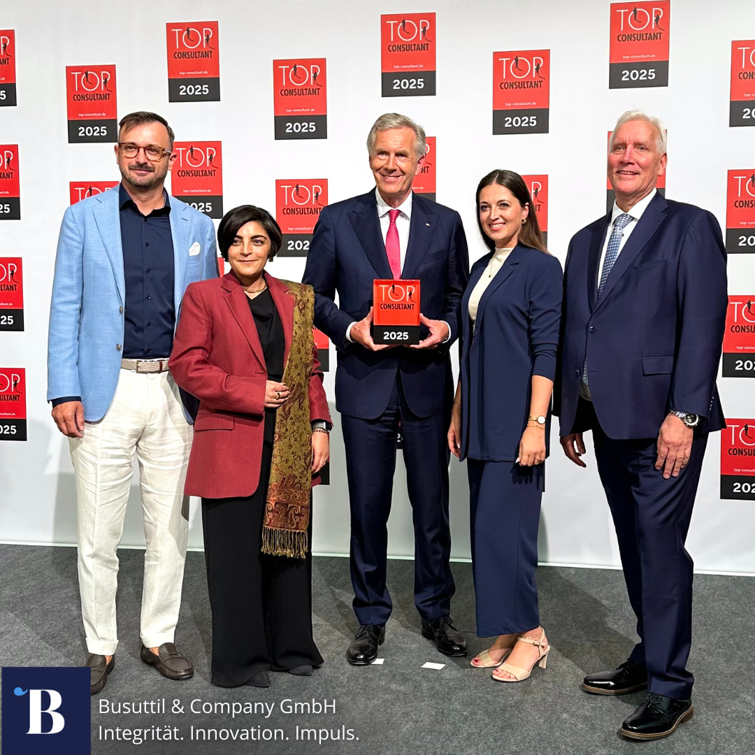 Bildnachweis: KD Busch / compamedia - Preisverleihung des Top Consultant Award durch Christian Wulff